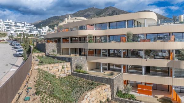 Sprzedaż mieszkania w Piso en Avenida 8 de Marzo s/n, El Higuerón, Fuengirola, Fuengirola
thumbnail 2