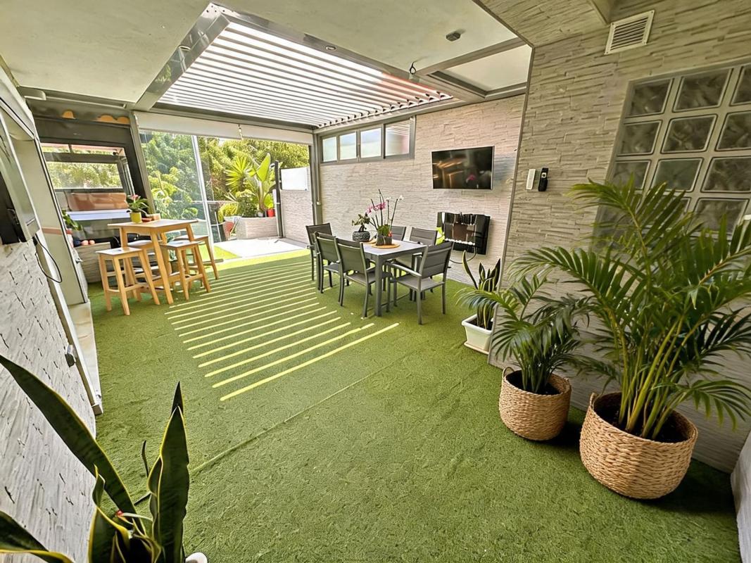 Sprzedaż szeregowego domku w Chalet adosado en Las Gaviotas, Fuengirola , Fuengirola photo 3