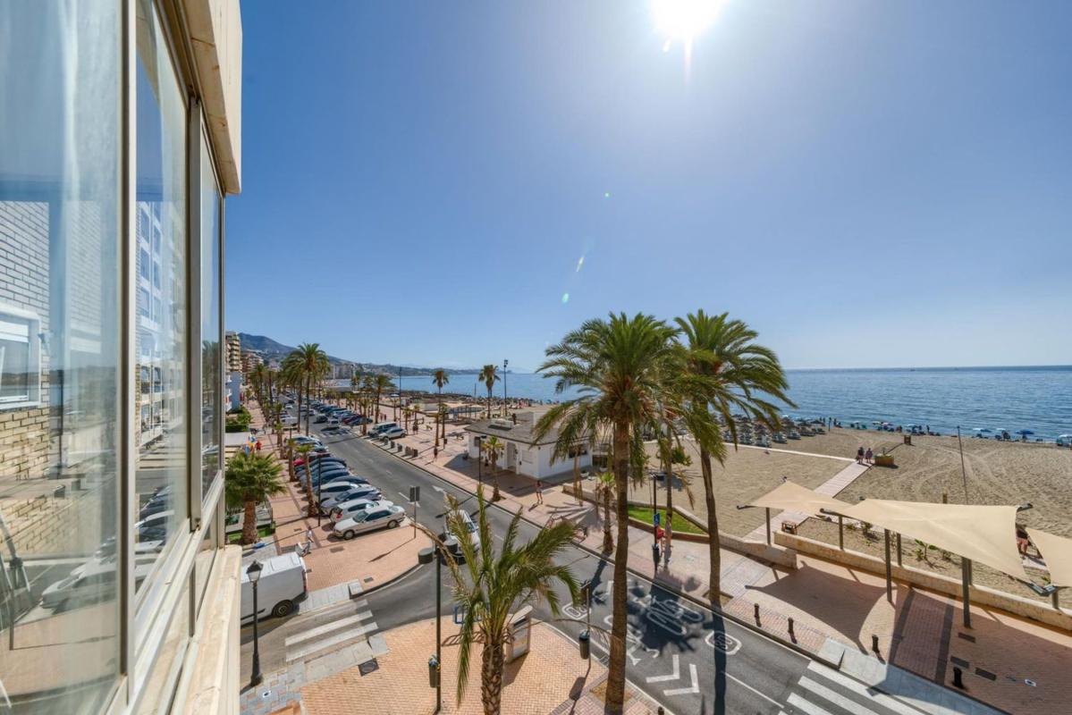 Venta de piso en Piso en Paseo Marítimo Rey de España, Playa de los Boliches, Fuengirola, Fuengirola
photo 3
