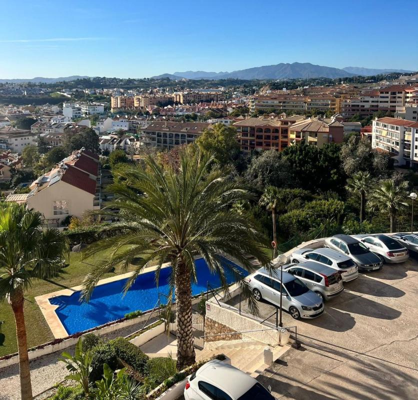 Sprzedaż mieszkania w Piso en Calle Sauce, 15, Los Pacos, Fuengirola, Fuengirola
photo 1