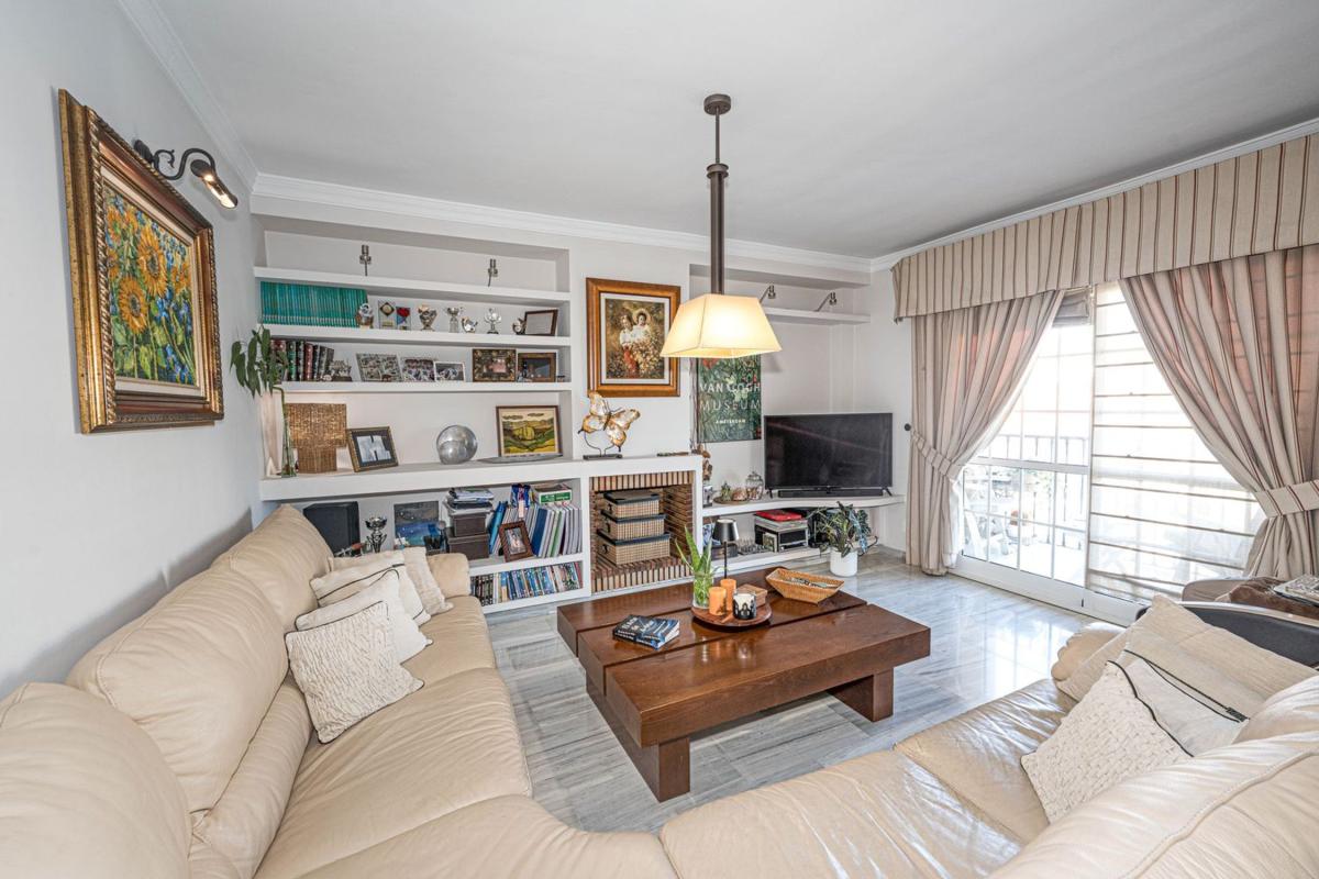 Sprzedaż duplexu w Dúplex en Finlandia, 29, Los Pacos, Fuengirola, Fuengirola photo 3