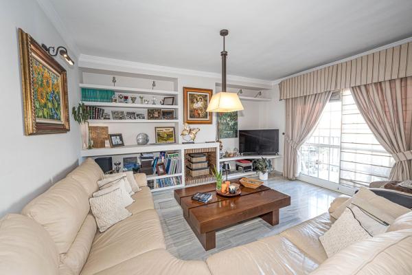 Дуплекс на продажу в Dúplex en Finlandia, 29, Los Pacos, Fuengirola, Фуэнхирола photo 3
