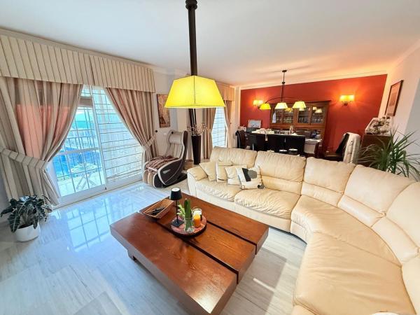 Дуплекс на продажу в Dúplex en Los Pacos, Fuengirola, Фуэнхирола photo 1
