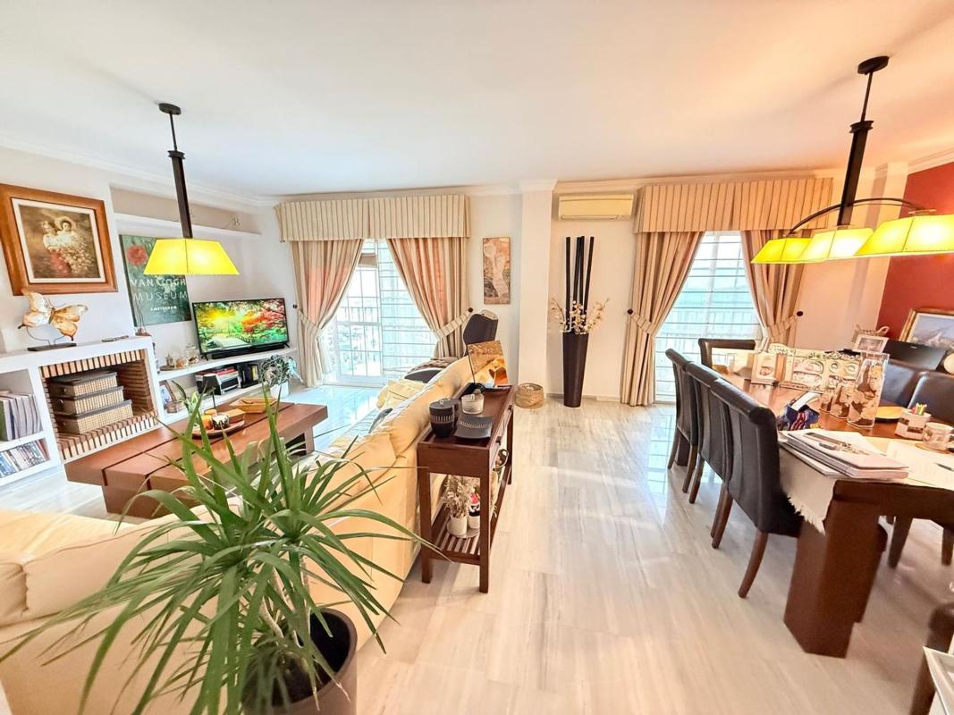 Venta de duplex en Dúplex en Los Pacos, Fuengirola, Fuengirola photo 2