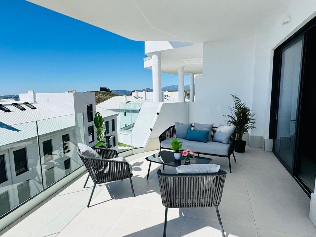 Venta de piso en Piso en Avenida 8 de Marzo, El Higuerón, Fuengirola, Fuengirola
 photo 3