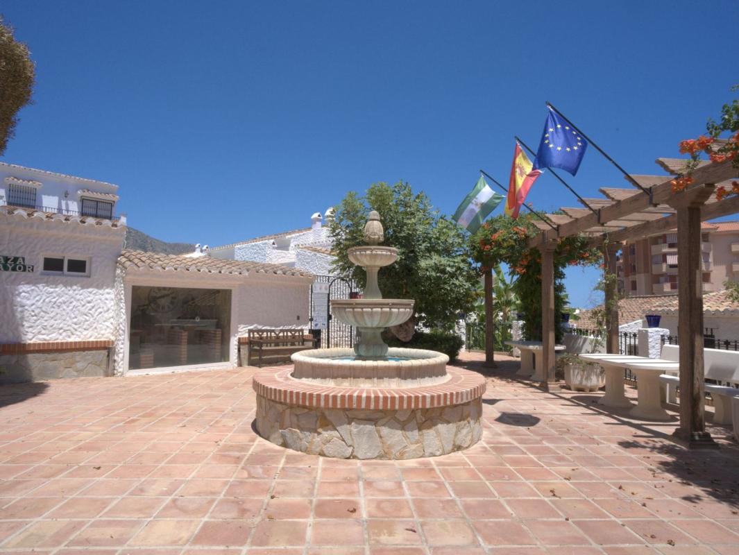 Venta de chalet adosado en Chalet adosado en Niña La, 17, Torreblanca del Sol, Fuengirola , Fuengirola photo 3