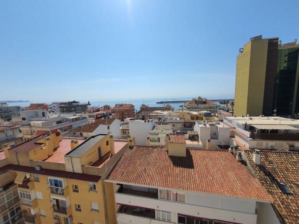 Penthouse for sale at  Ático en Avenida Ramón y Cajal, 38, Zona Puerto Deportivo, Fuengirola, Fuengirola photo 1