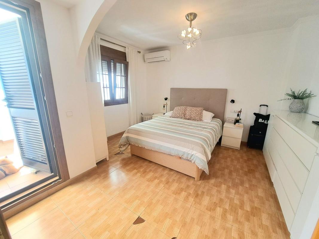 Недвижимость на продажу и в аренду в Испании photo 2