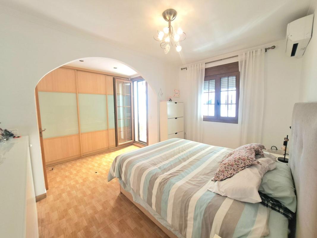 Недвижимость на продажу и в аренду в Испании photo 3