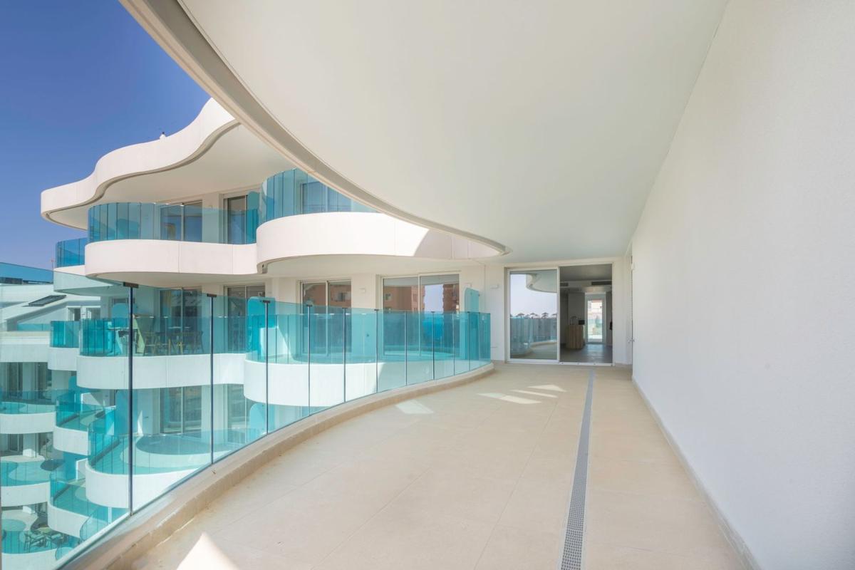 Venta de piso en Piso en Zona Puerto Deportivo, Fuengirola, Fuengirola
photo 3