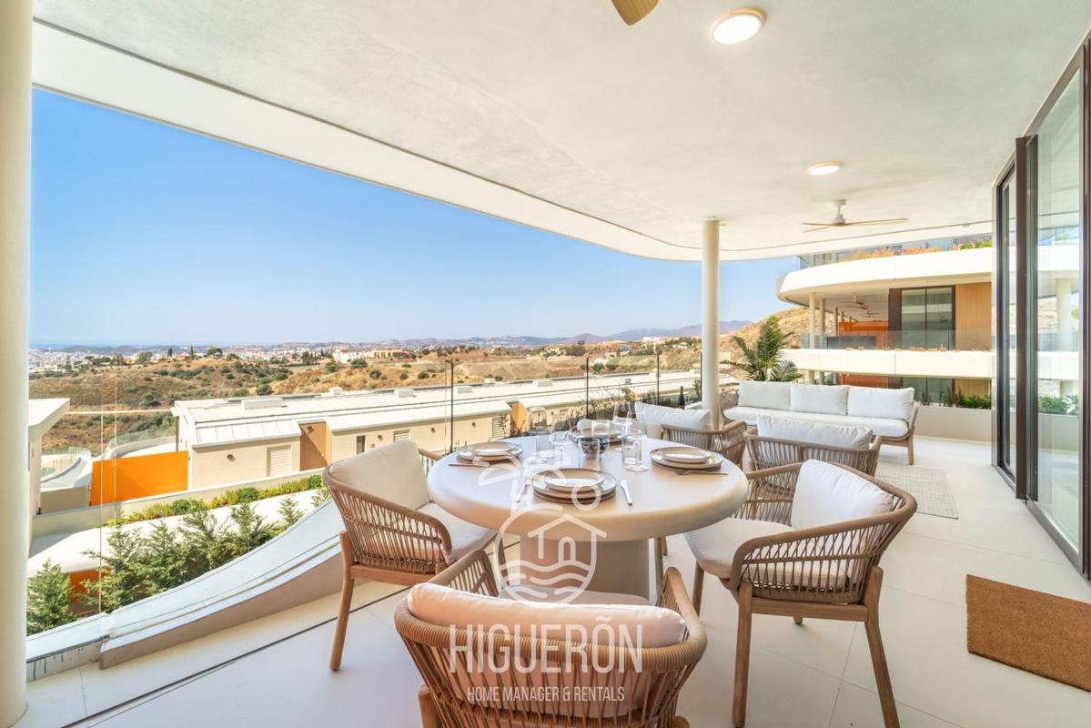 Venta de piso en Piso en Avenida Fuengirola, 9, El Higuerón, Fuengirola, Fuengirola
photo 2