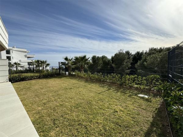 Penthouse for sale at Ático en Avenida 8 de Marzo, El Higuerón, Fuengirola, Fuengirola thumbnail 2