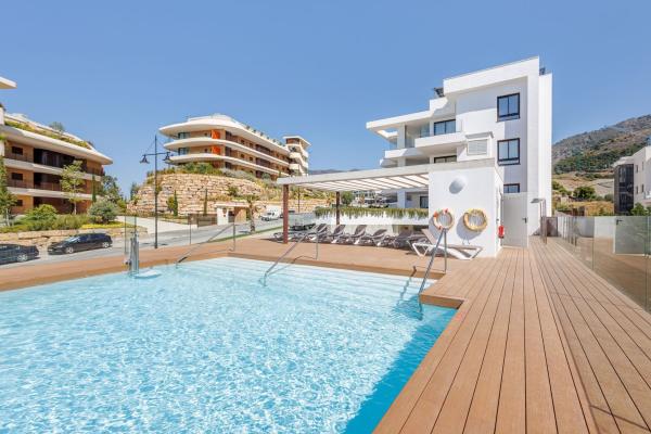 Дуплекс на продажу в Dúplex en Avenida Fuengirola, El Higuerón, Fuengirola, Фуэнхирола photo 4
