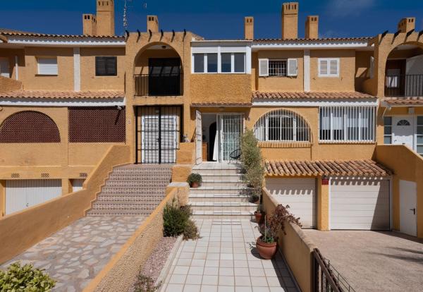 Chalet adosado en Avenida del Cabo, Cabo Roig, Orihuela photo 4
