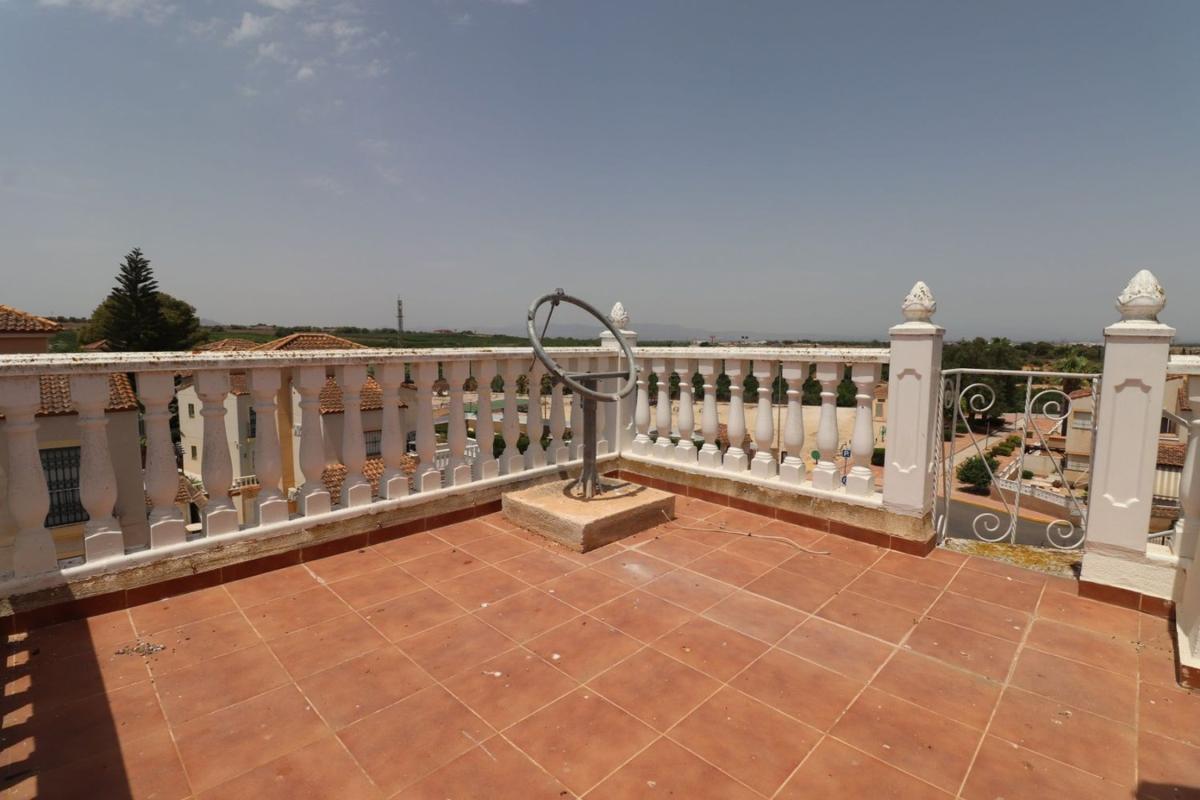 Properties for sale and rent in Spain photo 4