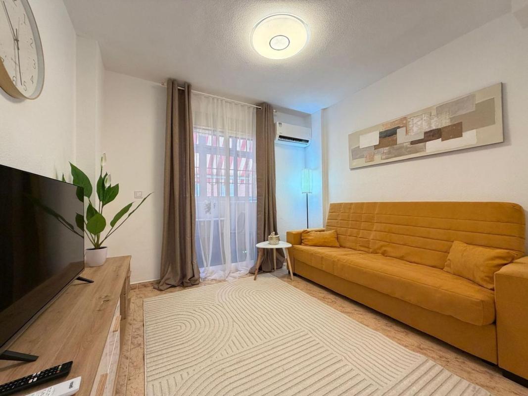 Venta de estudio en Estudio en Calle San Pascual, Avenida Habaneras - Curva de Palangre, Torrevieja, Torrevieja photo 1