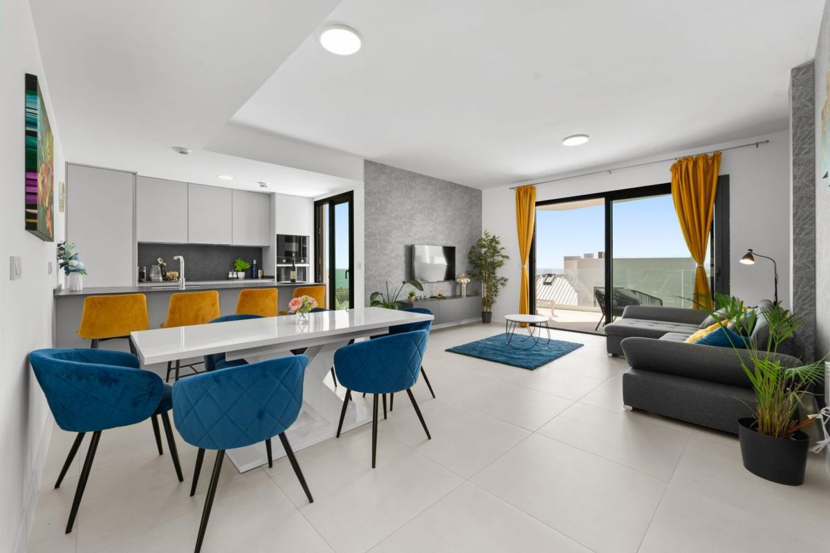 Venta de piso en Piso en Avenida Fuengirola, El Higuerón, Fuengirola, Fuengirola
 photo 4