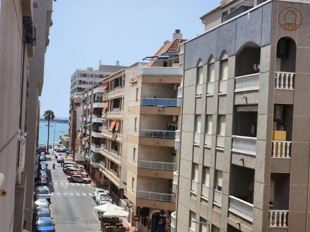 Venta de piso en Piso en Calle Valencia, 16, El Acequión, Torrevieja, Torrevieja
photo 2
