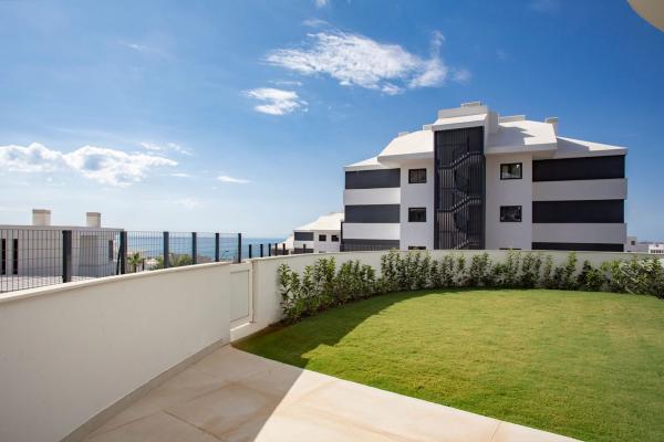 Venta de piso en Piso en Avenida Fuengirola, 8, El Higuerón, Fuengirola, Fuengirola
thumbnail 1