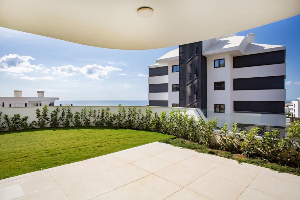 Продажа квартиры на Piso en Avenida Fuengirola, 8, El Higuerón, Fuengirola, Фуэнхирола
photo 3