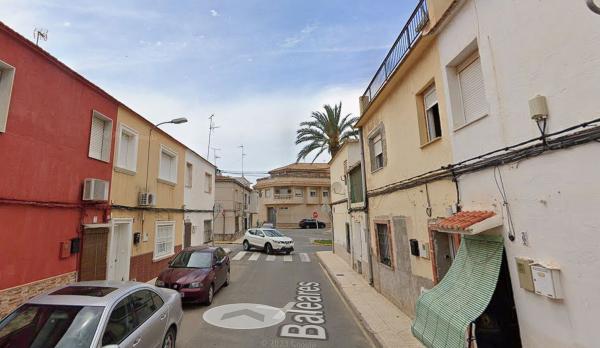 Продажа квартиры на Piso en Zona Pueblo, Pilar de la Horadada, Пилар де ла Орадада
thumbnail 1