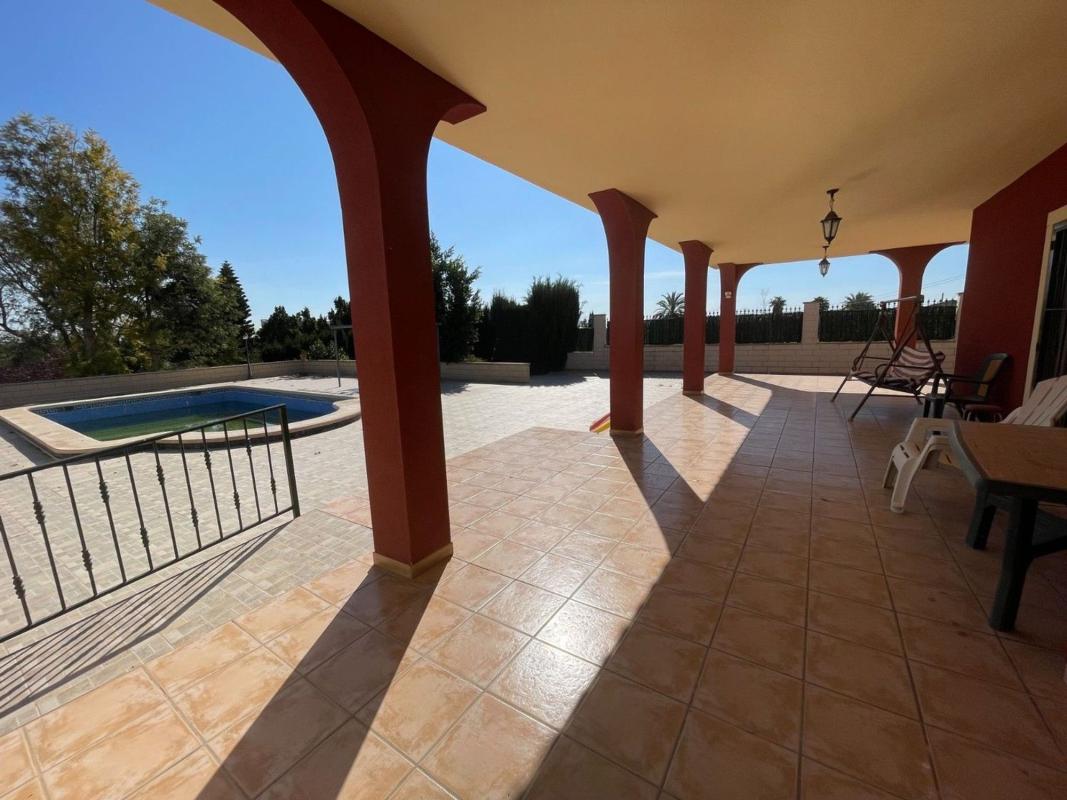 Propiedades en venta y alquiler en España photo 2