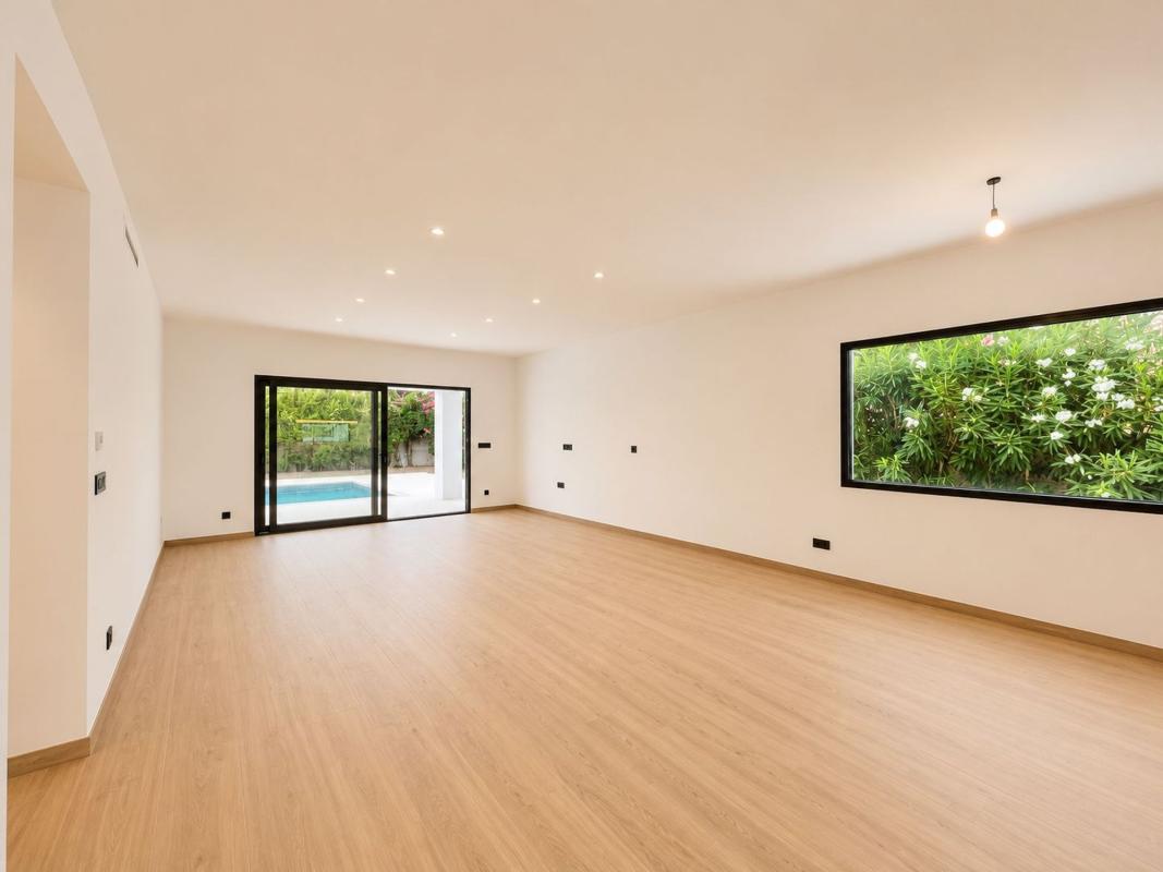 Properties for sale and rent in Spain photo 5