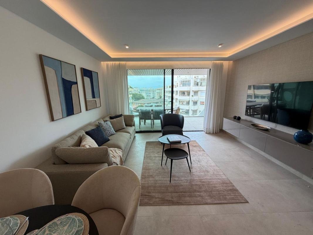 Sprzedaż mieszkania w Piso en Zona Sohail, Fuengirola, Fuengirola
 photo 2