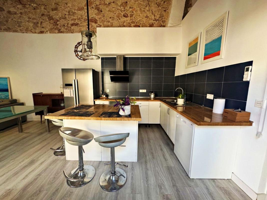 Properties for sale and rent in Spain photo 2