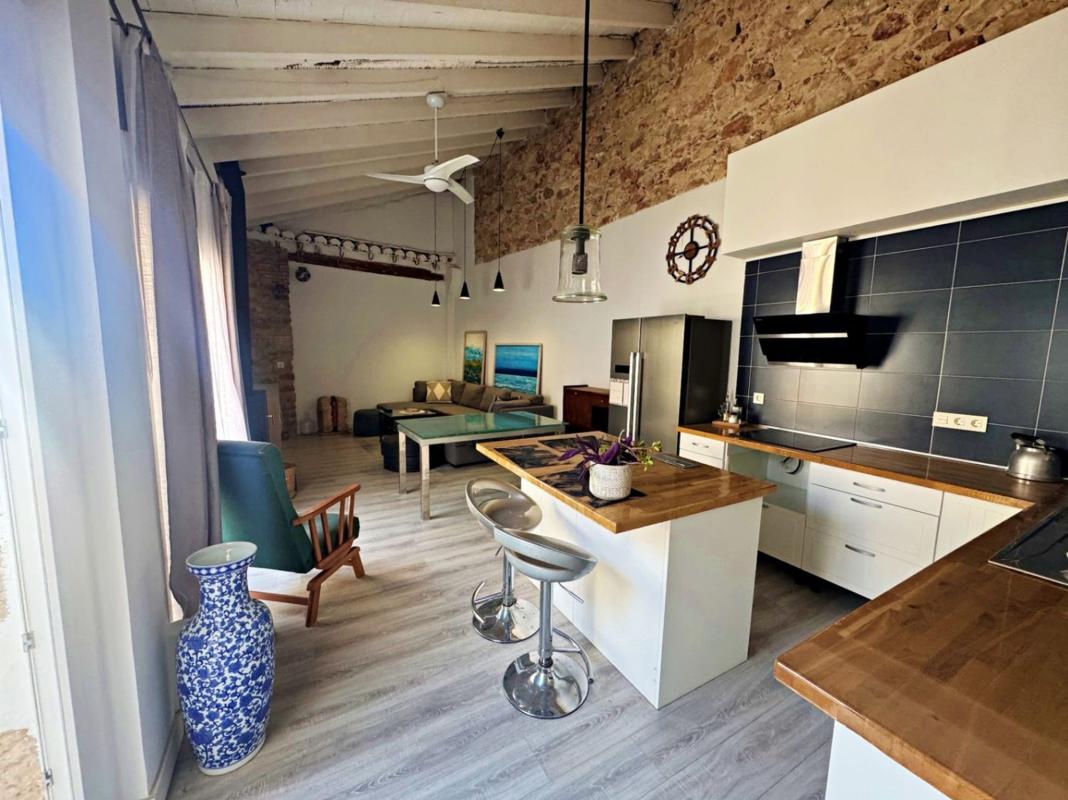 Properties for sale and rent in Spain photo 3