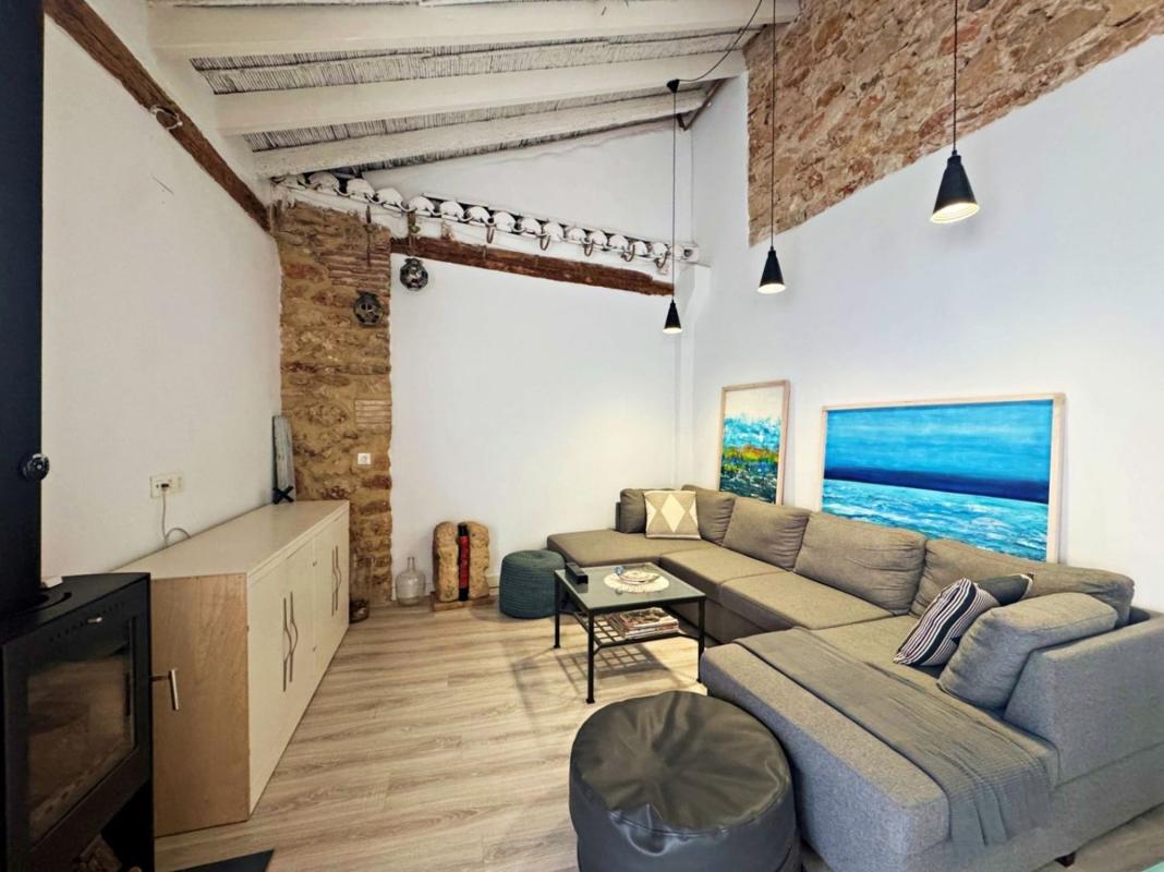 Properties for sale and rent in Spain photo 4