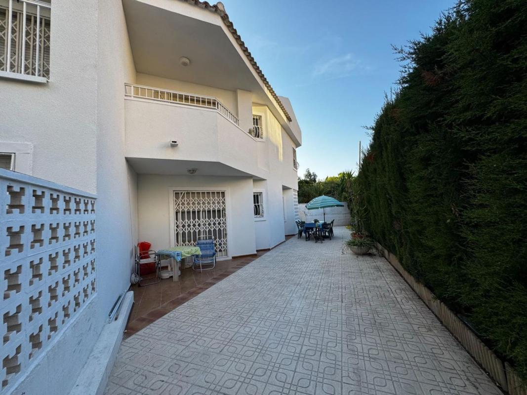 Propiedades en venta y alquiler en España photo 1
