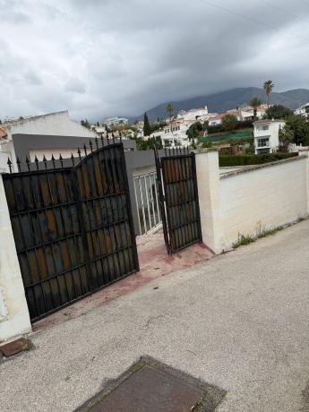 Casa o chalet independiente en Tulipanes Los, 3, Torreblanca del Sol, Fuengirola photo 2