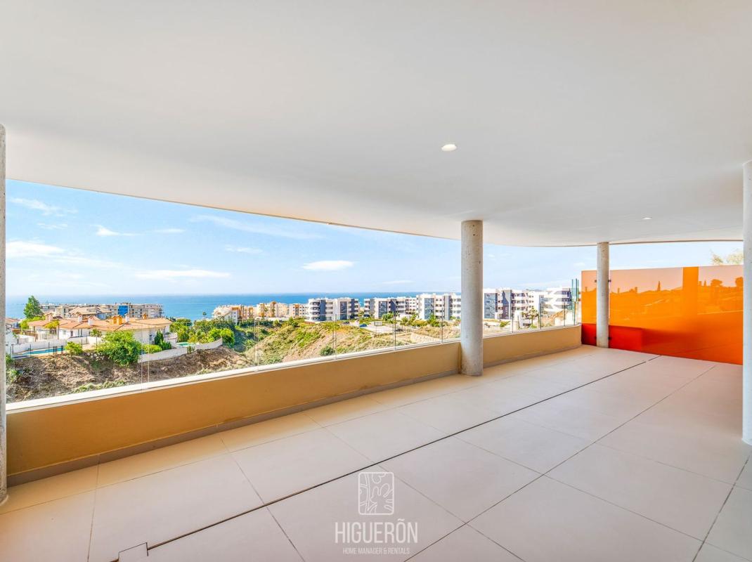 Sprzedaż mieszkania w Piso en Avenida 8 de Marzo, 33, El Higuerón, Fuengirola, Fuengirola
photo 3