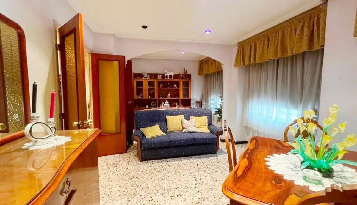 Продажа квартиры на Piso en Calle Fernanda Santamaría, Plaza Crevillente-Juzgados, Elche / Elx, Эльче / Эльх
photo 2