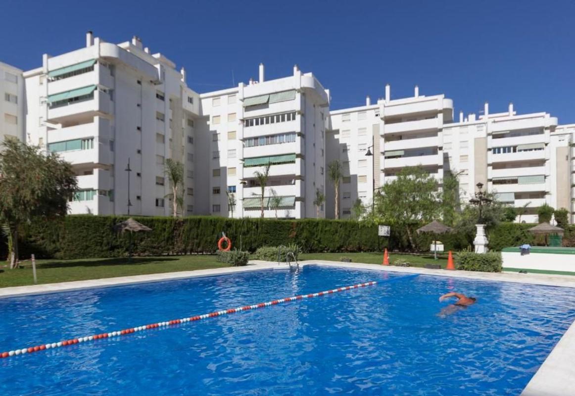 Sale of apartment in Piso en Santa Amalia, 24, Zona Sohail, Fuengirola, Fuengirola
photo 1