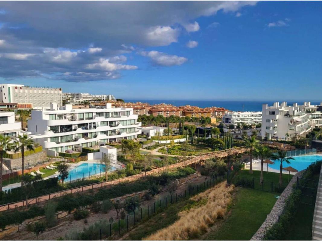 Venta de piso en Piso en El Higuerón, Fuengirola, Fuengirola
photo 1
