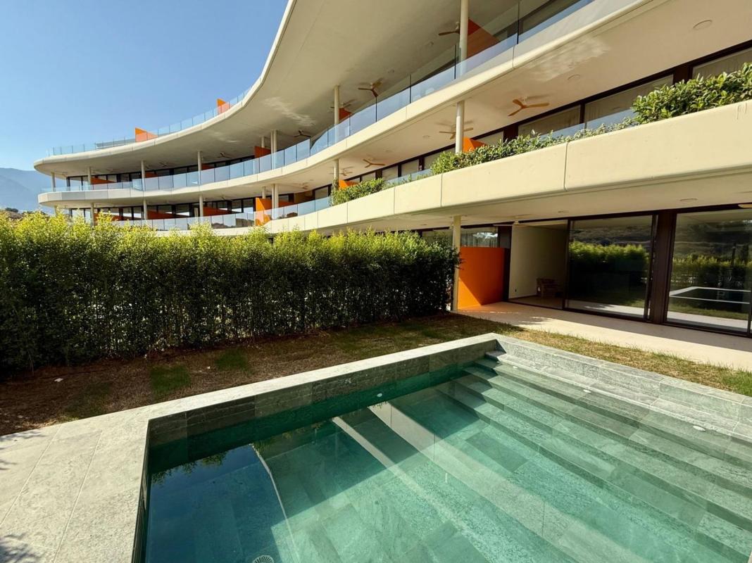 Venta de piso en Piso en Avenida Fuengirola, Las Gaviotas, Fuengirola, Fuengirola
photo 1