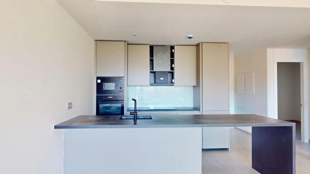 Venta de piso en Piso en Avenida Fuengirola, Las Gaviotas, Fuengirola, Fuengirola
photo 5