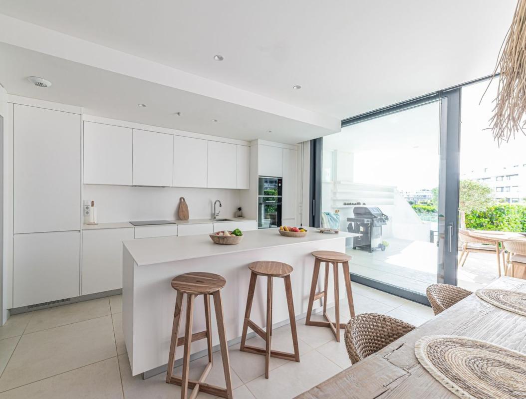 Venta de piso en Piso en CL Paula, El Higuerón, Fuengirola, Fuengirola
photo 3