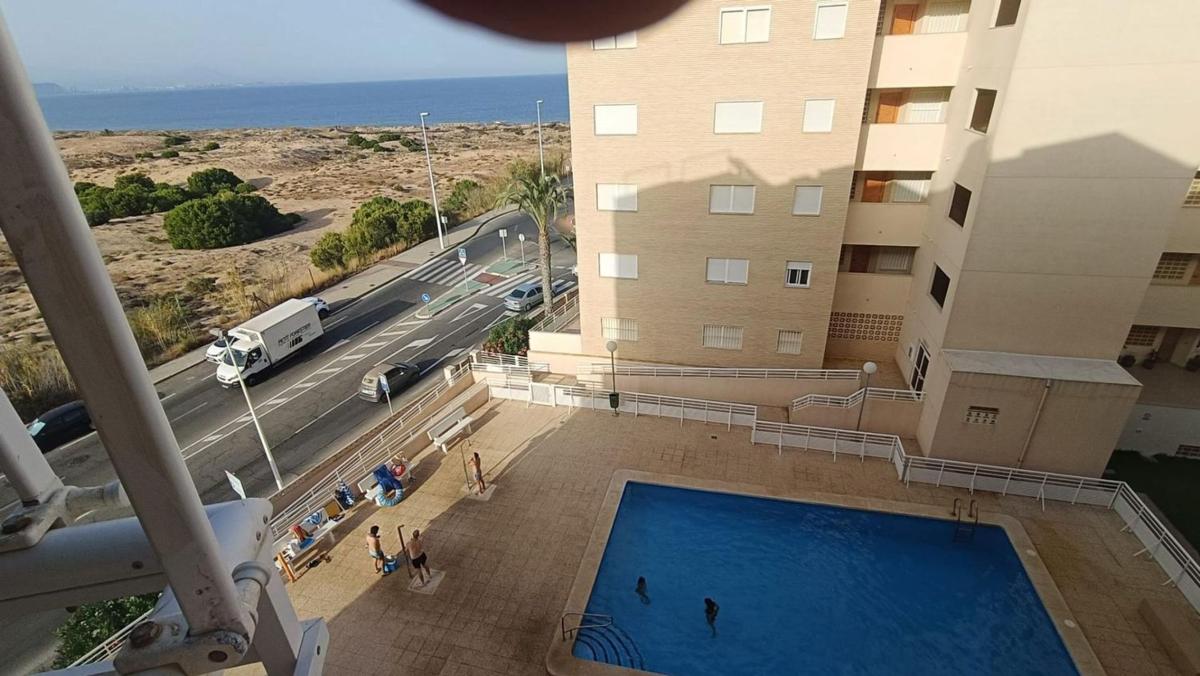 Продажа квартиры на Piso en Calle Gijón, Arenales del Sol, Elche / Elx, Эльче / Эльх
photo 2