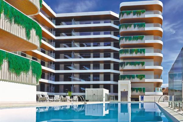 Sprzedaż mieszkania w Piso en Avenida Santa Amalia, 17, Zona Sohail, Fuengirola, Fuengirola
 photo 1