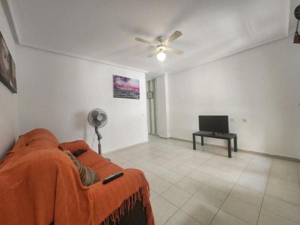 Продажа квартиры на Piso en Calle Valencia, 16, El Acequión, Torrevieja, Торревьеха
 photo 3