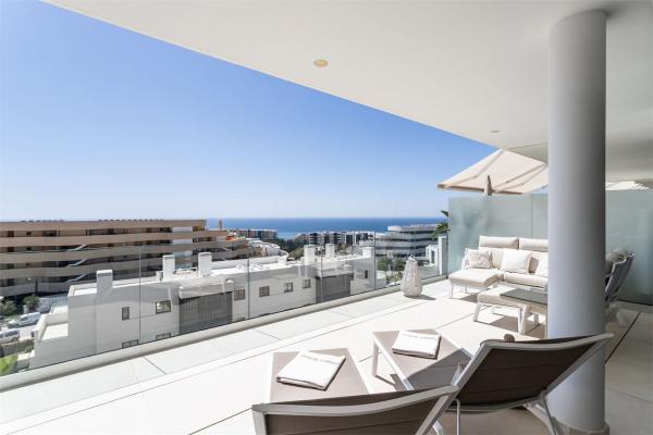Venta de piso en Piso en Calle Paula, El Higuerón, Fuengirola, Fuengirola
photo 1