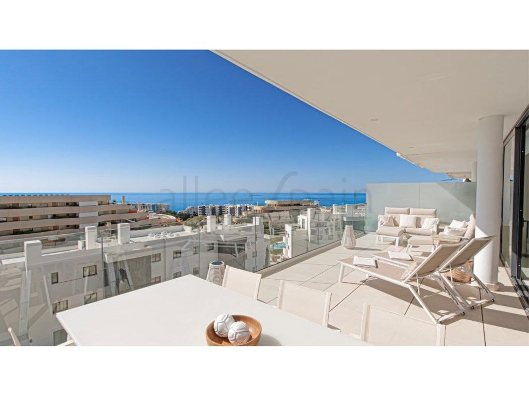 Продажа квартиры на Piso en Calle Paula, 2, El Higuerón, Fuengirola, Фуэнхирола
photo 3