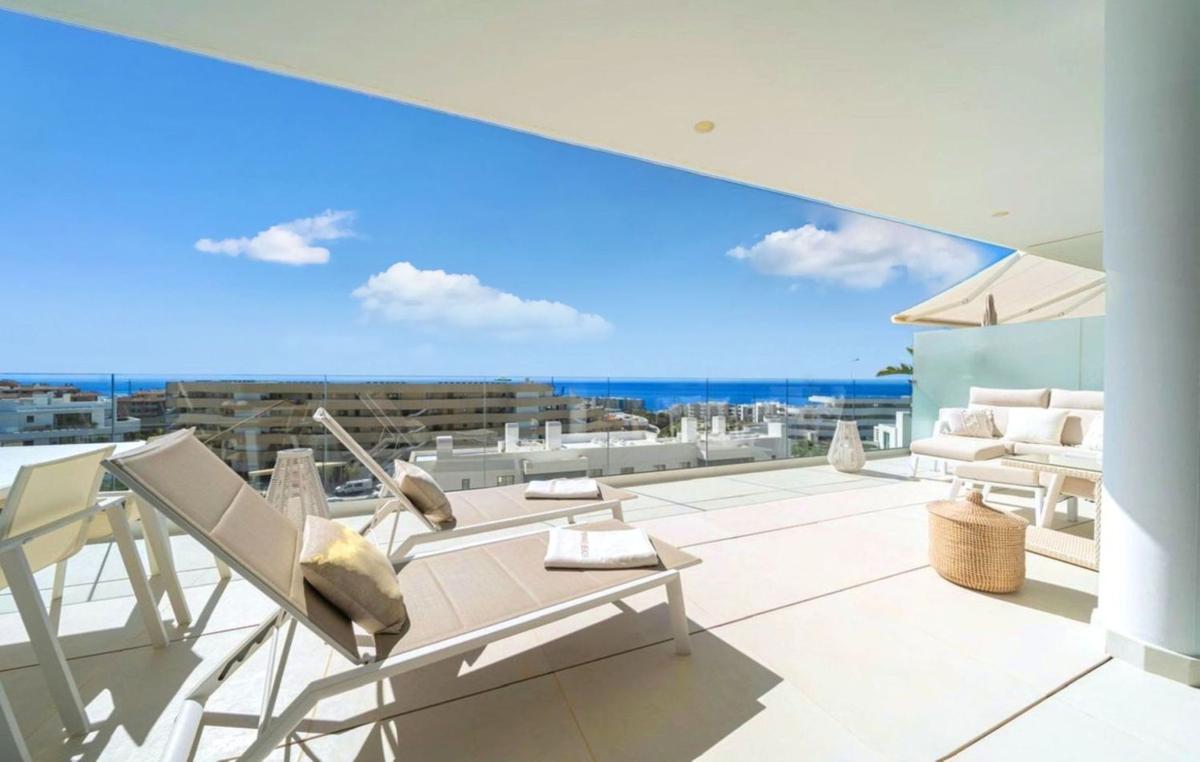 Sale of apartment in Piso en Calle Paula, 4, El Higuerón, Fuengirola, Fuengirola
photo 1