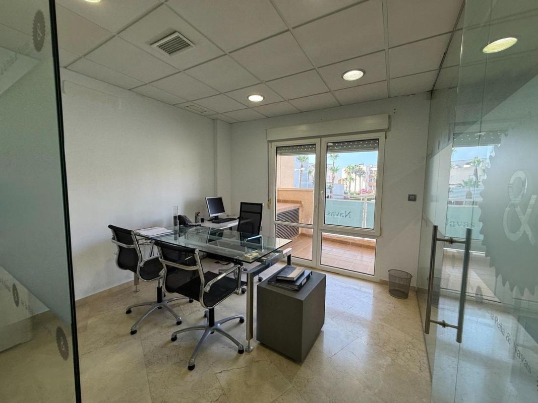 Venta de piso en Piso en Calle Cielo, Aguamarina, Orihuela, Orihuela
photo 3