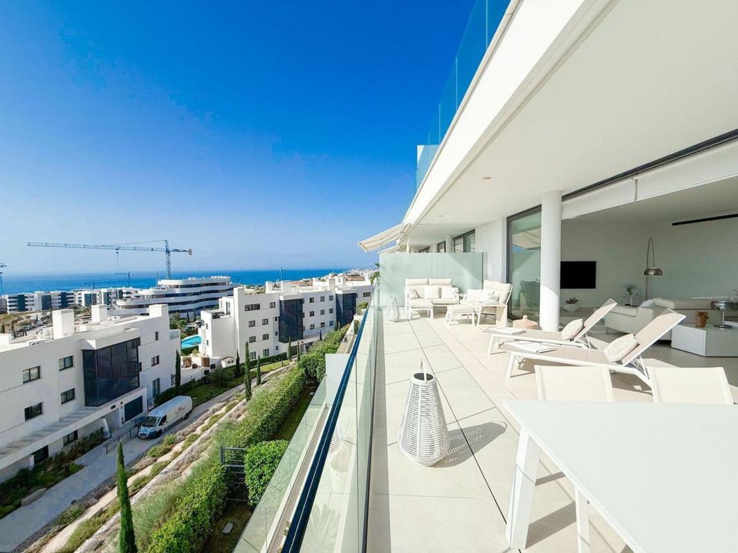 Venta de piso en Piso en Calle Paula, El Higuerón, Fuengirola, Fuengirola
photo 1