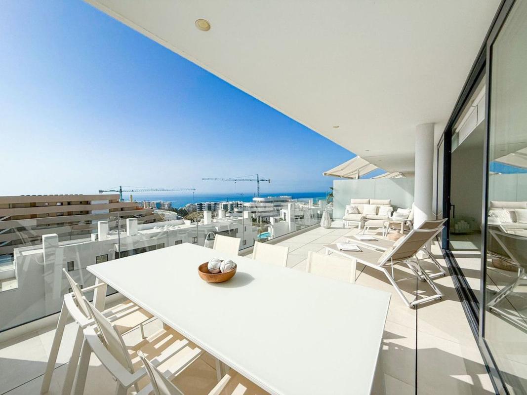 Venta de piso en Piso en Calle Paula, El Higuerón, Fuengirola, Fuengirola
photo 2