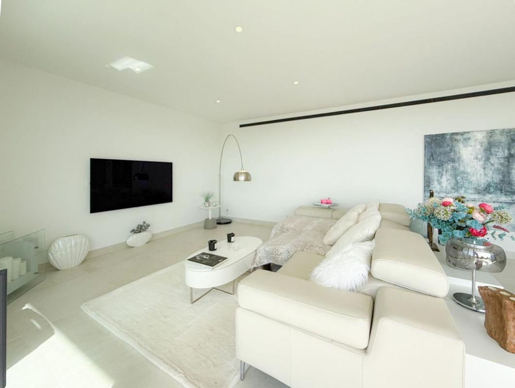 Venta de piso en Piso en Calle Paula, El Higuerón, Fuengirola, Fuengirola
photo 4